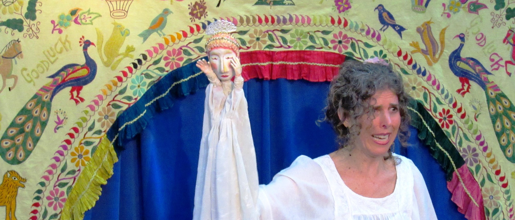 Andi Rubinstein retorna ao Engenho dos Erasmos com espetáculo de bonecos