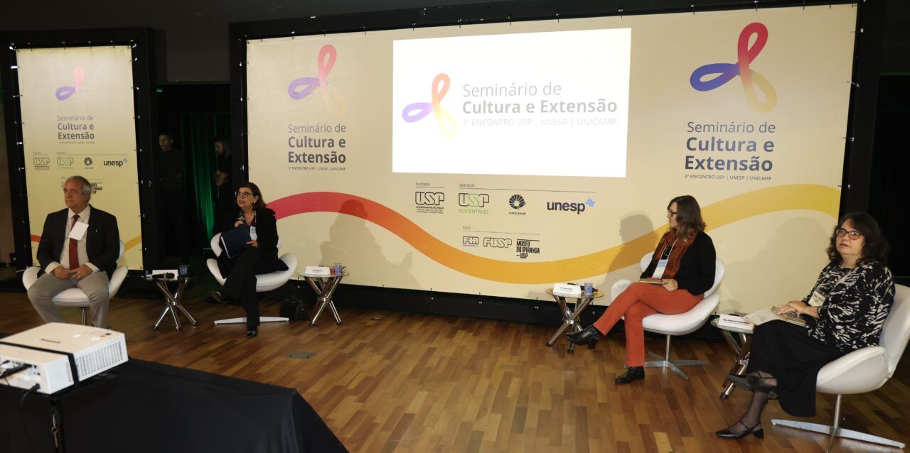 20250617 Abertura 3o Seminario Cultura USP Unesp Unicamp Foto Cecilia Bastos USP Imagens 06 | Seminários debatem os desafios e impactos da extensão universitária e sua curricularização Seminário De Cultura E Extensão 3º Encontro Usp/unesp E Unicamp.